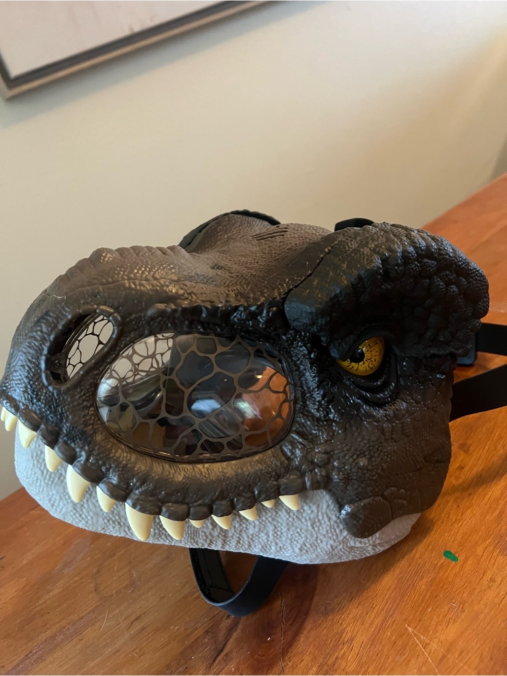 Jurassic World T Rex Roaring Mask